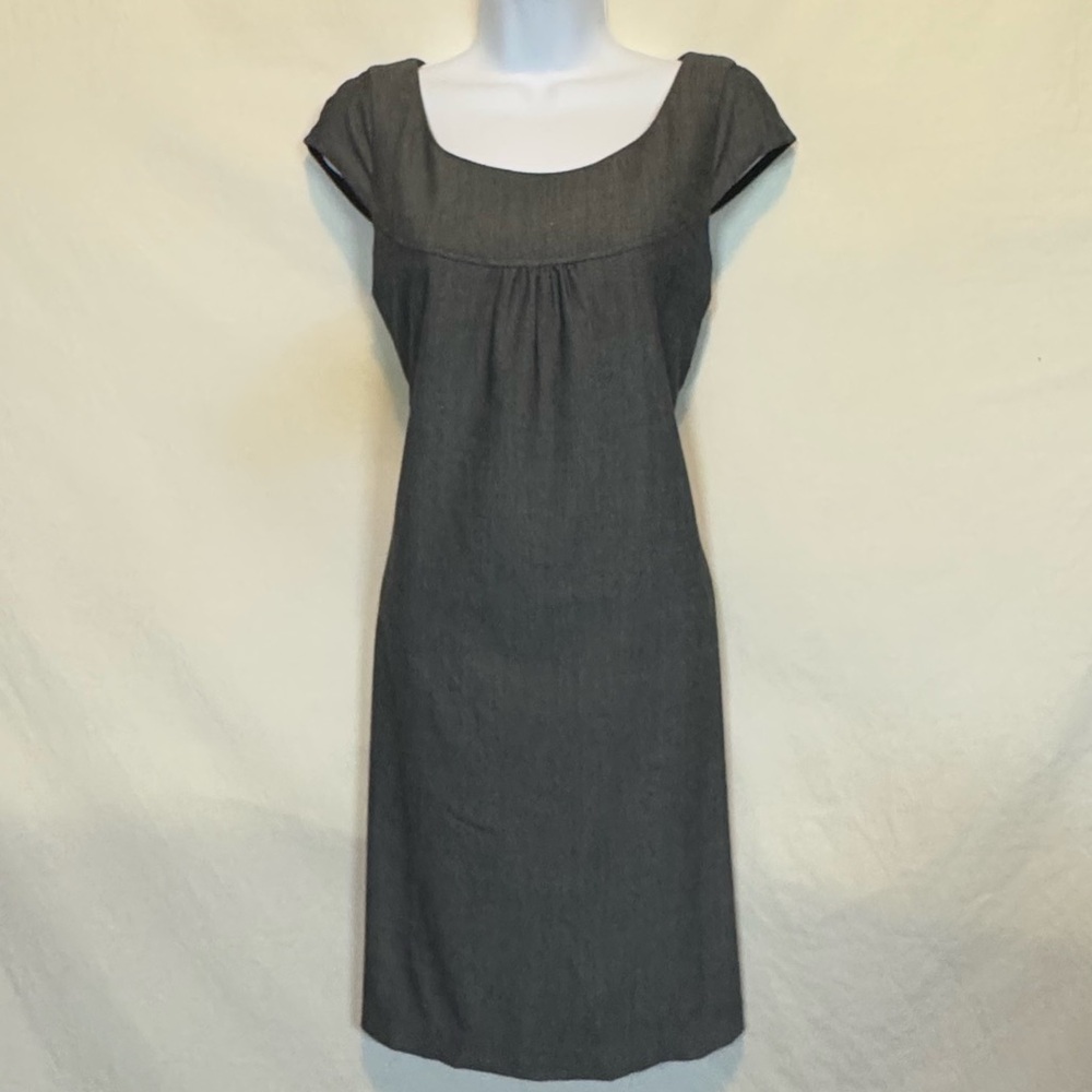 D-82 Madison Gray Cap Sleeve Lined MIDI Dress Size 6